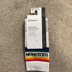 lululemon daily stride mid-crew socks (m)